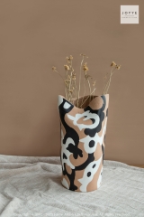 Artistic Style Black and White Vase Collection