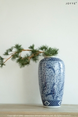 Glamorous Blue And White Ceramic Vase Collection