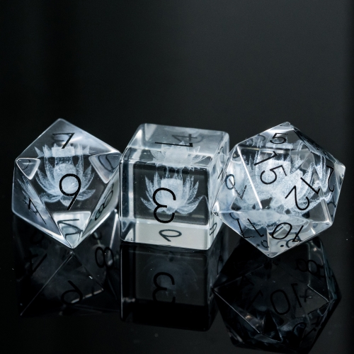 Laser Pattern Crystal Dice Set With Hexagonal Leather Box