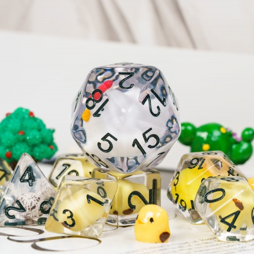 Chicken Family Resin Dice Set With Bag
