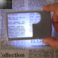 Magnifier with Light