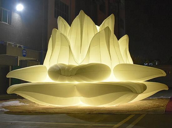 inflatable lotus flower