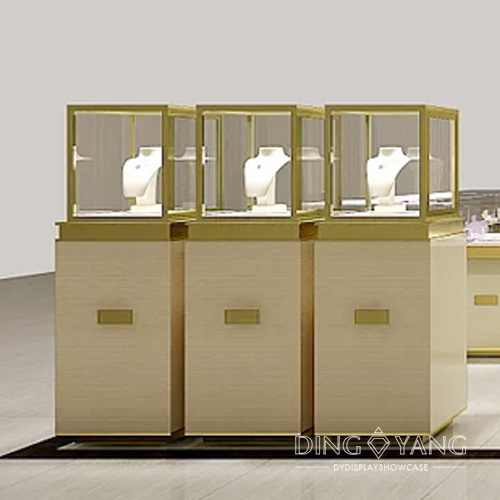 Luxurious Jewellery Display Stands For Shops