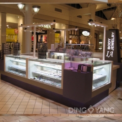 Durable Sophisticated Mall Jewelry Kiosk