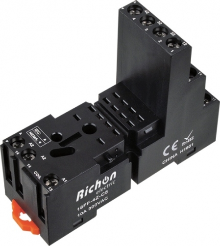 Relay socket 18FF-4Z-C5