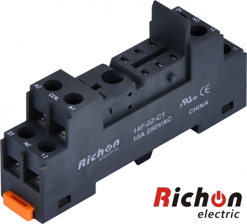 Relay socket 14F-2Z-C1