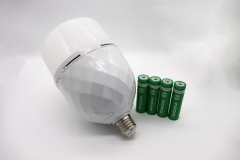 Led T 4 batteries emergency bulb