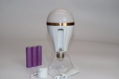 Led Three battery emergency bulb Y3933