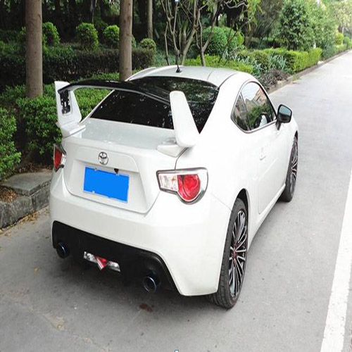 High-Performance Carbon Fiber Rear Spoiler for GT86/SUBARU BRZ