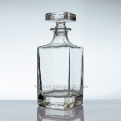 750ml Square Crystal Whiskey Decanter for Wholesale