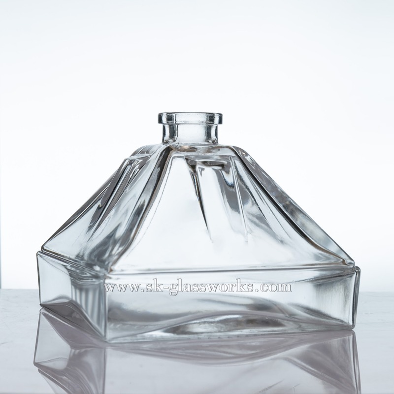 500ml Pyramid Glass Bottle
