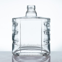 Плоская стеклянная бутылка на 500 мл