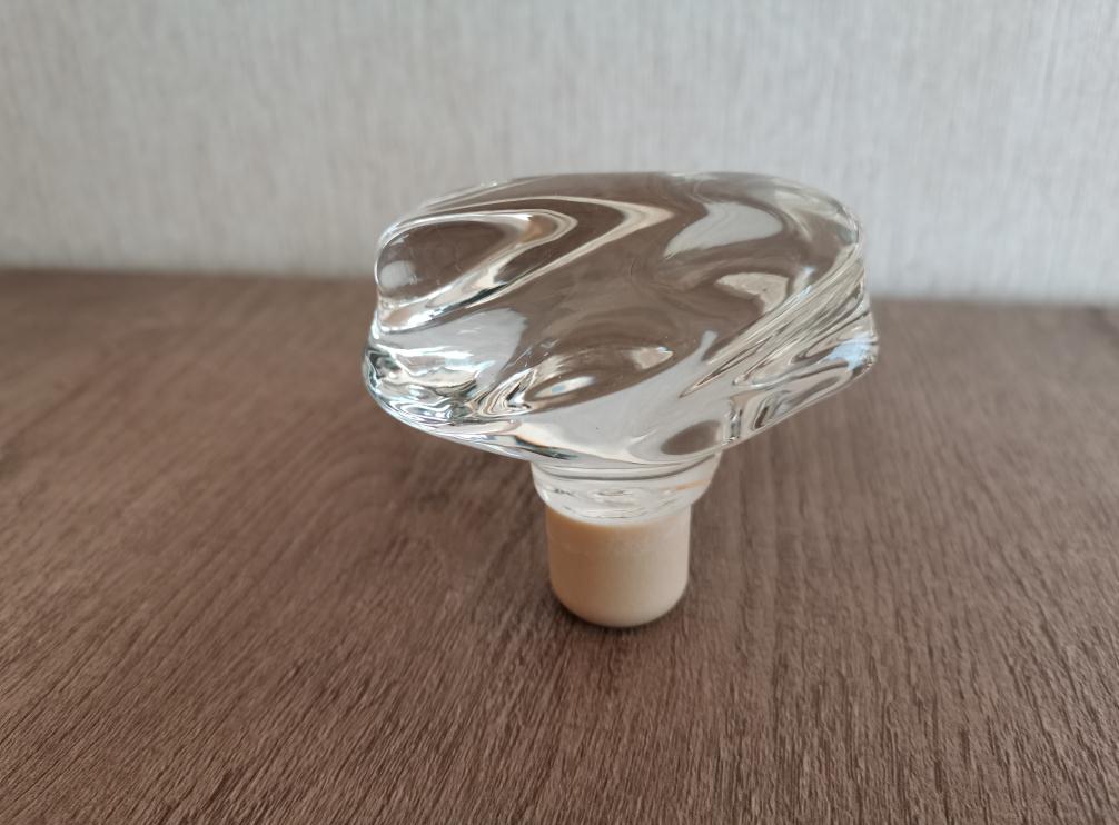 Crystal bottle cup