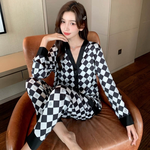 New Arrival Print Pajamas Set Turn-down Collar Women Silk Pajamas Set