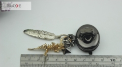 Handbags hardware accessories oval metal turn twist lock RL-BLK121