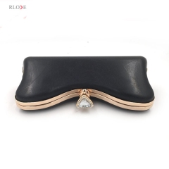 Diamond decoration clutch bag box and metal frame L-018