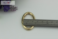 Factory supply metal spring gate oval o ring snap hook for bag accessories RL-SPOR017(Medium)