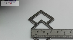 Luggage hardware accessories triangle metal buckle tag pendant RL-LCP035