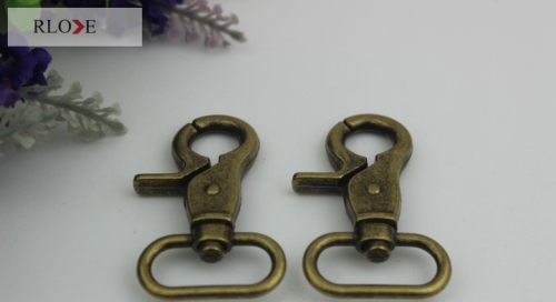 High Precision zinc alloy antique brass bag trigger hooks RL-SP064-26MM