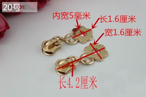 No.20 New design flower pattern shiny gold metal puller slider for handbag RL-ZP024-20#