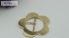 Big flower shape shiny gold metal pin belt buckles for garment RL-BPB025