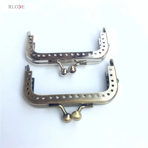 GuangZhou Wholesale 7.5cm Square Smooth Ball Beads Bag Accessories Kiss Clasp Coin Metal Purse Frame RL-PMF0060