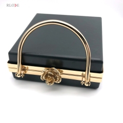 Rectangle Shape Light Gold Flower Lock Head Decorated Bag Accessories Metal Frame Clip Plastic Shell For Purse