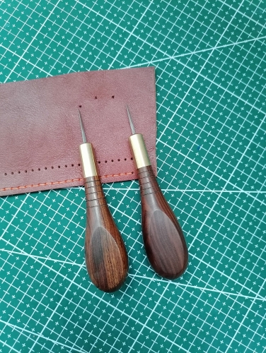 (Custom) Triangle Awl