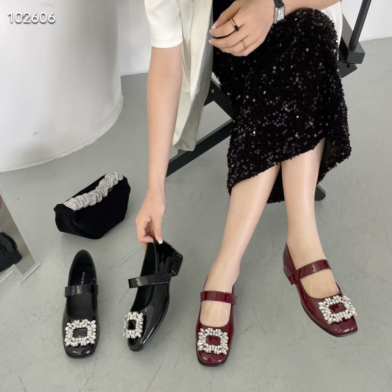 China supplier Women's Flats Girl footwear Girl shoes cute Square Toe pumps