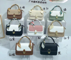 Are you looking for a reliable manufacturer handbag wholesaler?