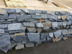 Blue-quartz stone veneer and corner cement cultured stone veneer