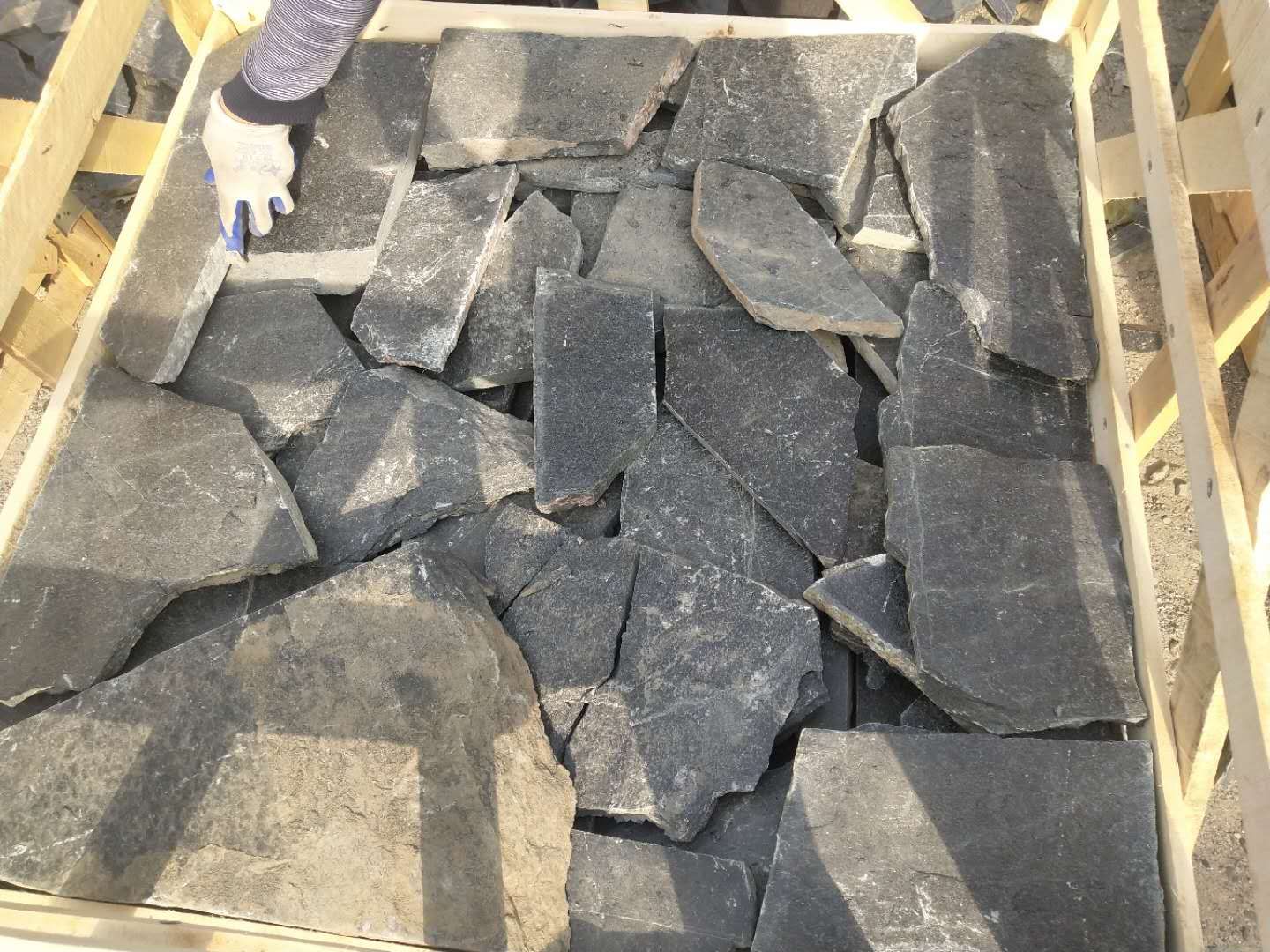 black quartz stacked stone.jpg