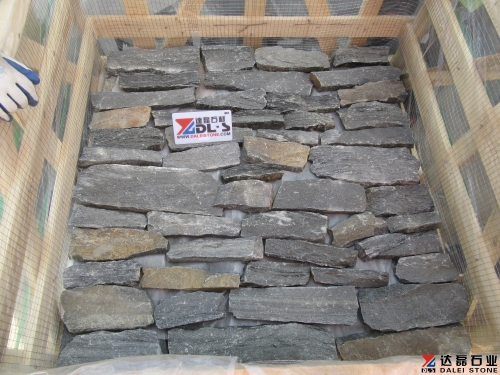 Grey black quartzite random artificial scattered cultured stone and corner