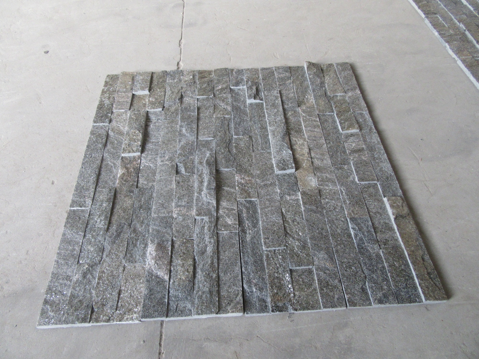 cultured stone veneer.jpg