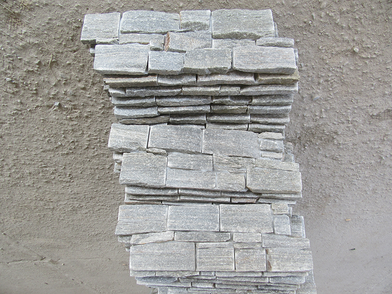 stacked stone veneer.jpg