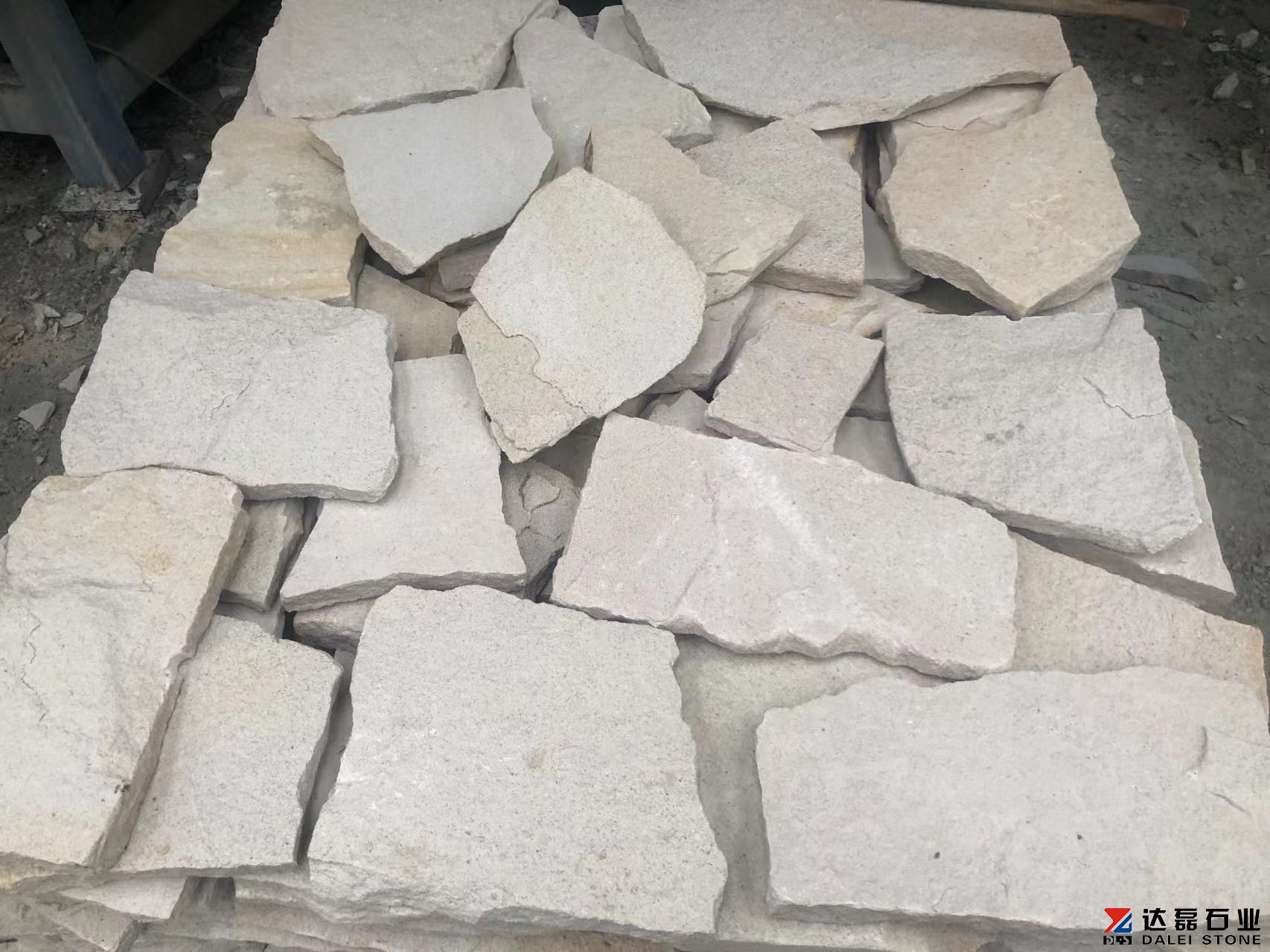 White Sandstone Irregular Stone