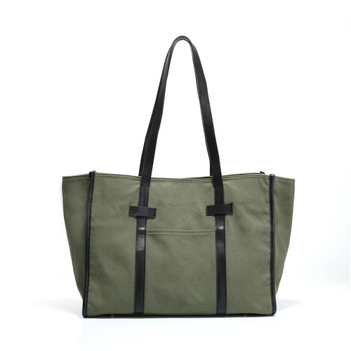 Lady's tote bag with leather trims