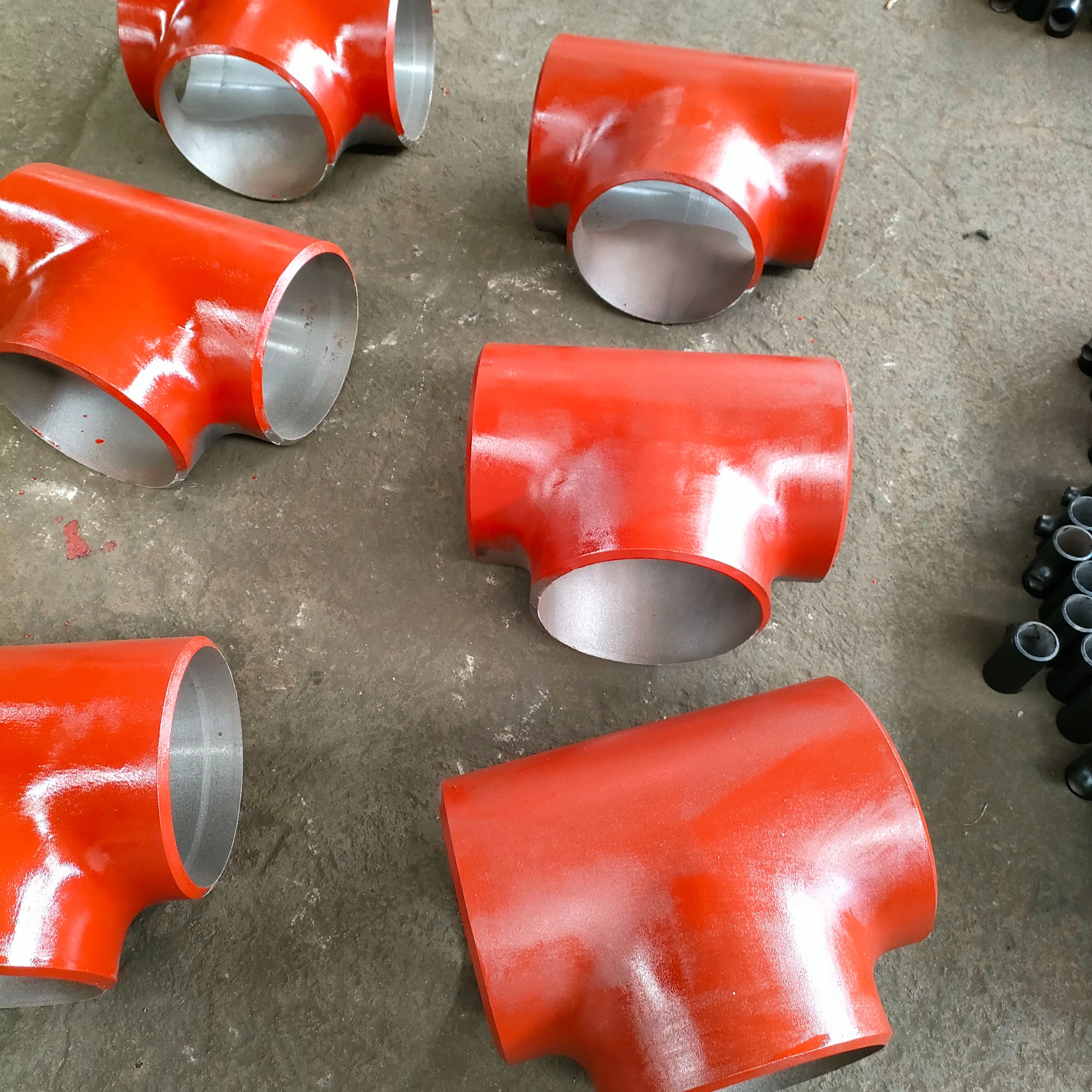 Pipe fitting tee implementation standards and precautions