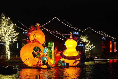 Art Chinese Lantern on Water for Sale