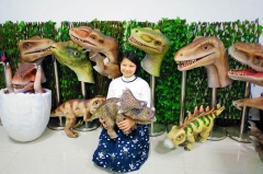 Dinosky Factory Marioneta de mano de dinosaurio atractiva