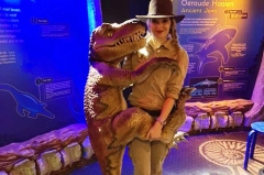 Marioneta de mano de dinosaurio realista para niños