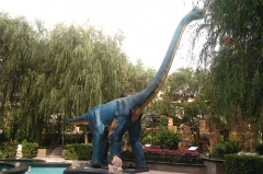 Brachiosaurus de tamaño natural para el parque