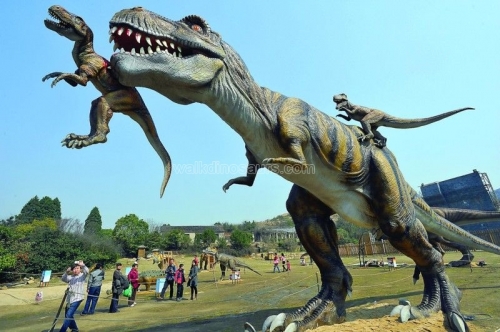 Modelo de dinosaurio mecánico de parque temático