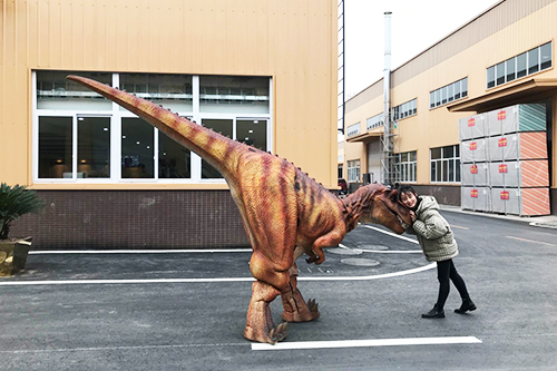 Amusement Park Equipment Walking with T-rex