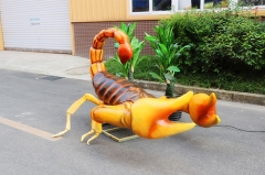 Modelo animado 3D de insectos animatrónicos
