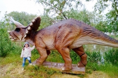 Parque de atracciones Dinosaurio animatrónico realista