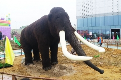 Parque de atracciones estatua del oso pardo para la decoración