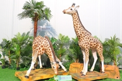 Animatronic Giraffe