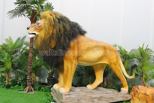 Animatronic Lion