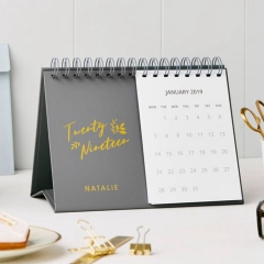 High Quality Printable Desk Stand Calendar Printed With Metal Spiral Design Printing Daily Table Calendar